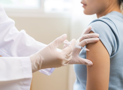 Péntekig lehet igényelni a HPV elleni védőoltást a 7. osztályos gyerekeknek című cikk nyitóképe