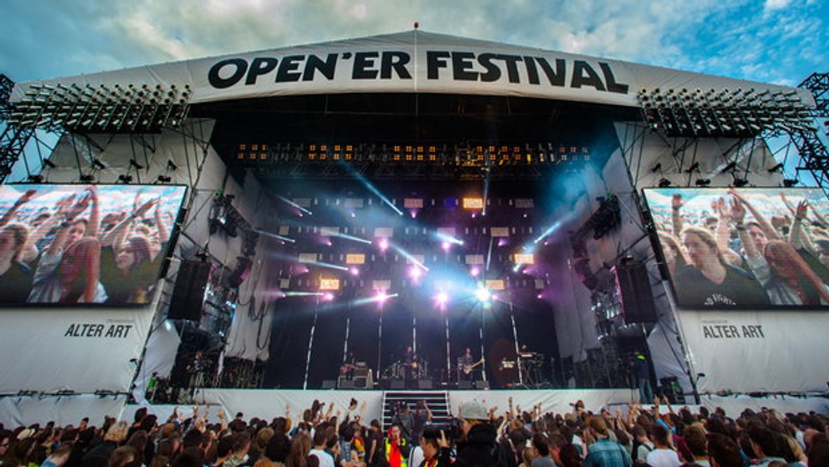 Open'er Festival to nie tylko mnóstwo koncertów największych gwiazd sceny polskiej i zagranicznej, ale także wiele innych atrakcji. W tym roku w Gdyni ponownie będzie można oglądać spektakle teatralne. Zobaczcie, jakie sztuki będziecie mogli obejrzeć.