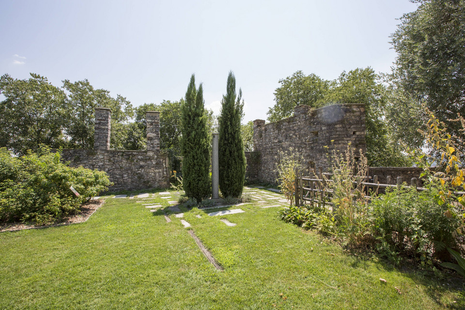 Castel Rocca Borromeo