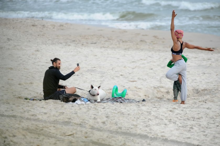 Ola Szwed na plaży