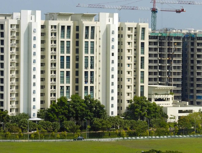 Porównaj wybrane oferty i sprawdź, która z nich jest lepsza. Weź pod uwagę lokalizację, metraż, cenę, standard, dodatkowe profity, czas zakończenia inwestycji i opinie o deweloperze. Sprawdź również, czy w przypadku wybranych ofert możliwa jest negocjacja cen.