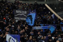 Kibice Napoli naruszyli strefę bezpieczeństwa. 180 z nich trafiło do aresztu