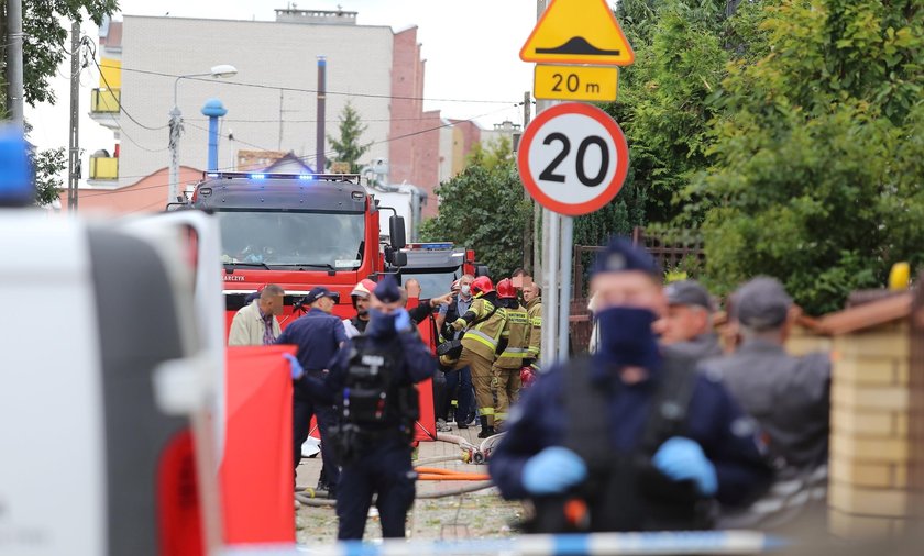 Bialystok Mariusz K Zabil Bliskich I Siebie Potem Wysadzil Dom