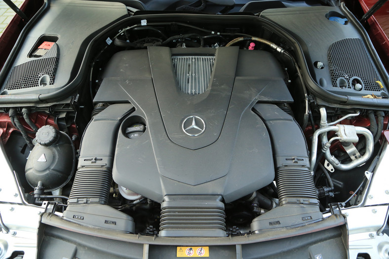 Mercedes E 400 Coupe 4MATIC