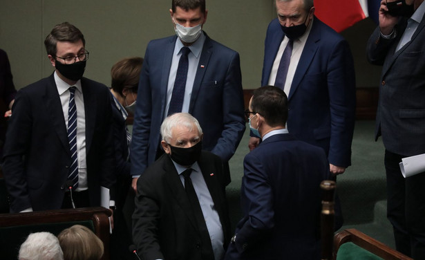 Jarosław Kaczyński, Mateusz Morawiecki i posłowie PiS w Sejmie