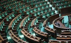 Kuchciński: Sejm zdecyduje czy w środę będą głosowane projekty o sądach i o KRS