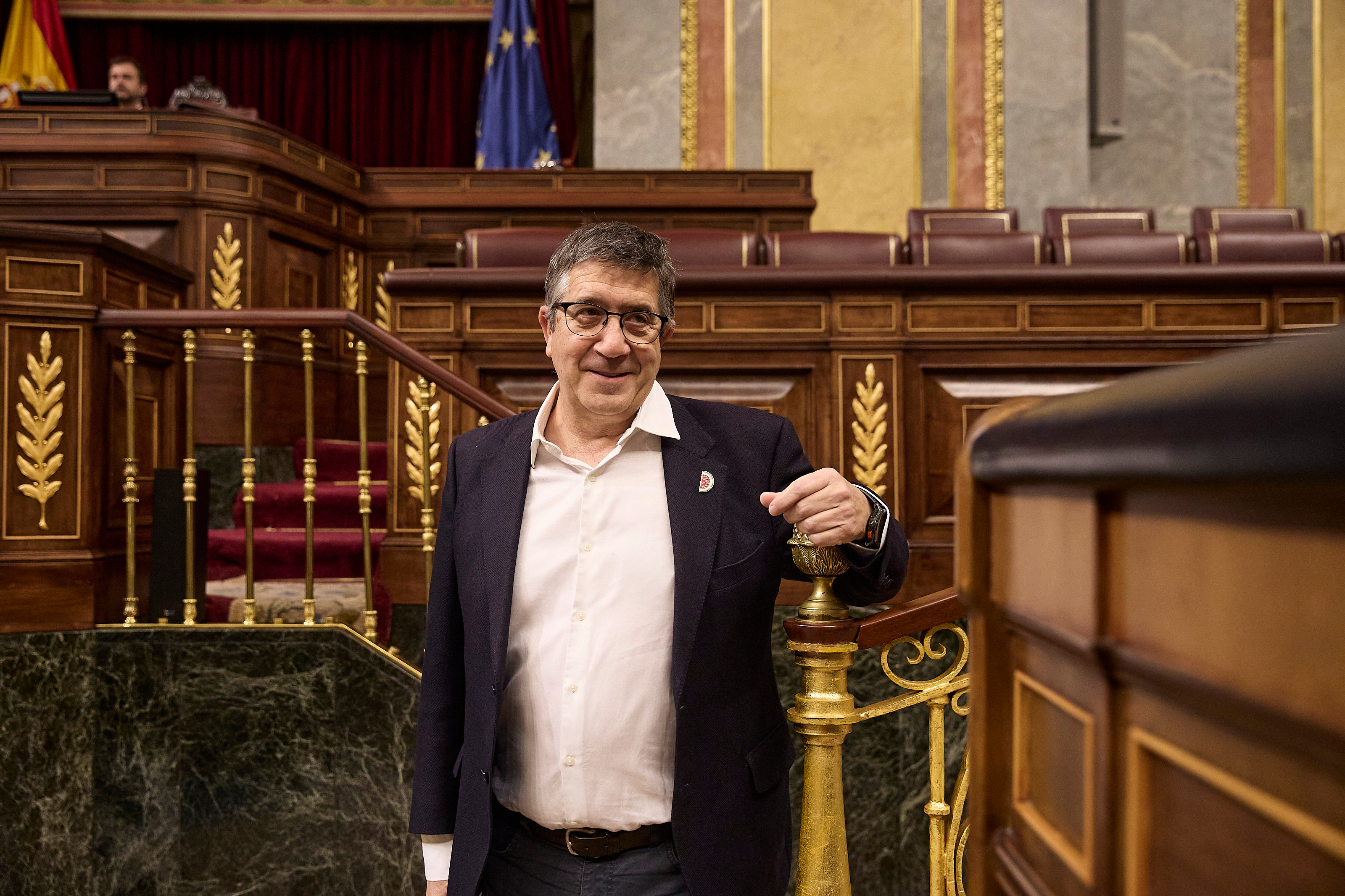 Juan Carlos I defiende en Francia sus 'errores': el PSOE pide arrepentimiento