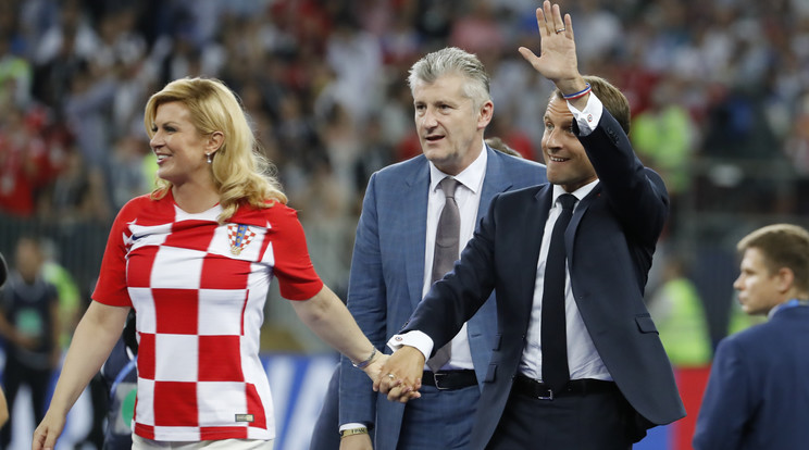 Kolindát a tavalyi futball-vébén is láthatta ország-világ, amikor a döntőben átadta az ezüstérmeket a horvát játékosoknak (a képen Emmanuel Macron francia elnökkel) / Fotó: Northfoto