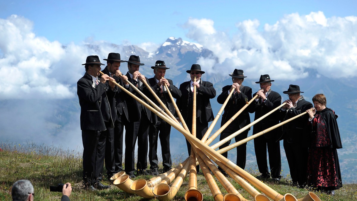 SWITZERLAND ALPHORN FESTIVAL