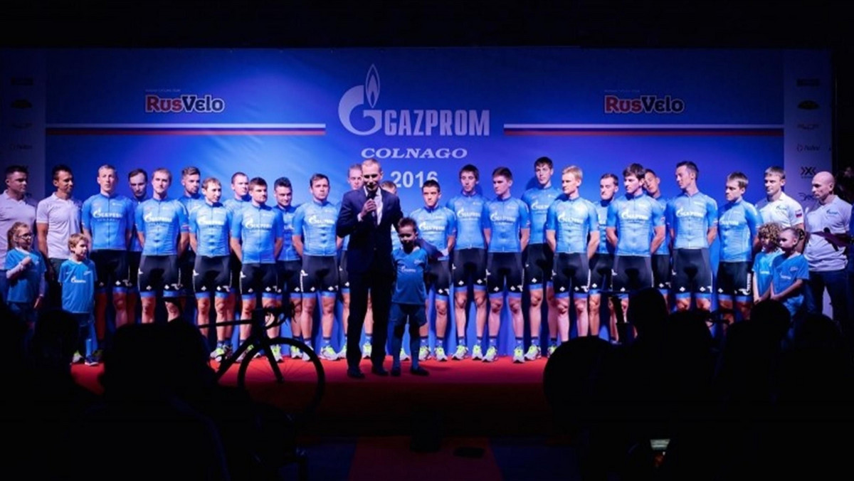 Rusvelo, rosyjska grupa z dywizji Professional Continental, poinformowała o pozyskaniu nowego sponsora tytularnego - Gazpromu i zaprezentowała błękitne stroje, w których jej kolarze startować będą w 2016 roku. W nowym sezonie jej zawodnicy jeździć będą na rowerach Colnago.