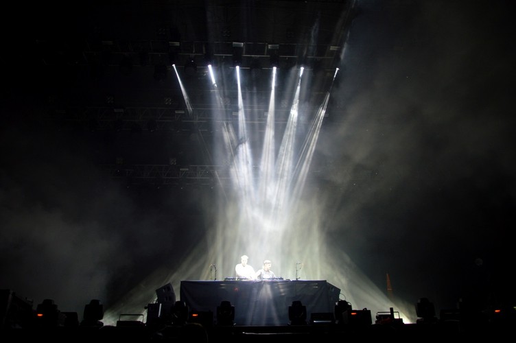 Axwell Ingrosso podczas Orange Warsaw Festival. 2 czerwca 2018