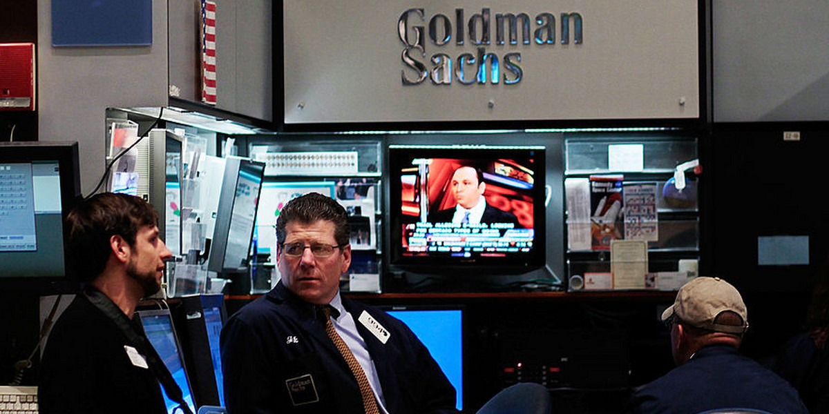 W bankach, tak jak w Goldman Sachs, coraz mniej będzie maklerów, a coraz więcej programistów