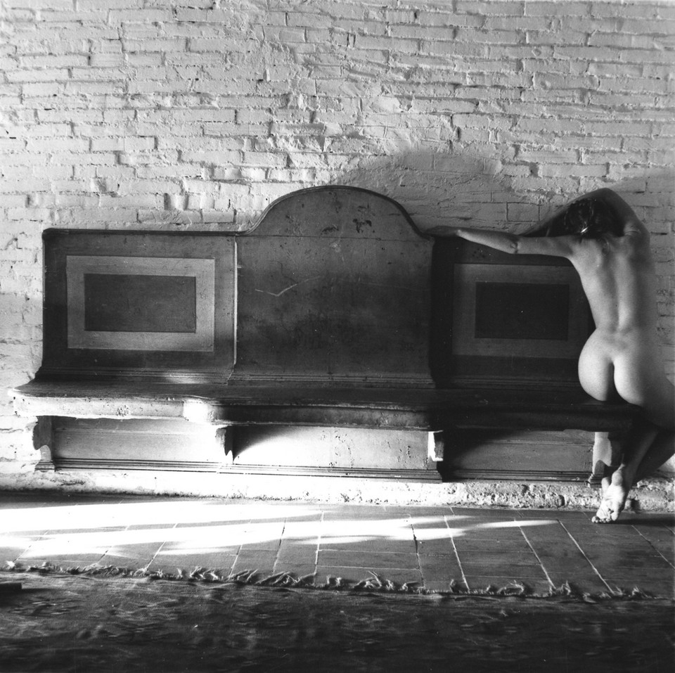 Francesca Woodman, "November has been a slightly uncomfortable baroque", 1977-78. Courtesy Charles Woodman, and Victoria Miro, London/Venice