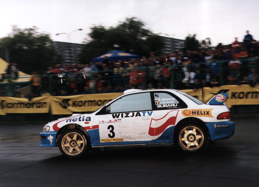Subaru Impreza to auto, który Krzysztof Hołowczyc (59 l.) wygrał niejeden rajd.