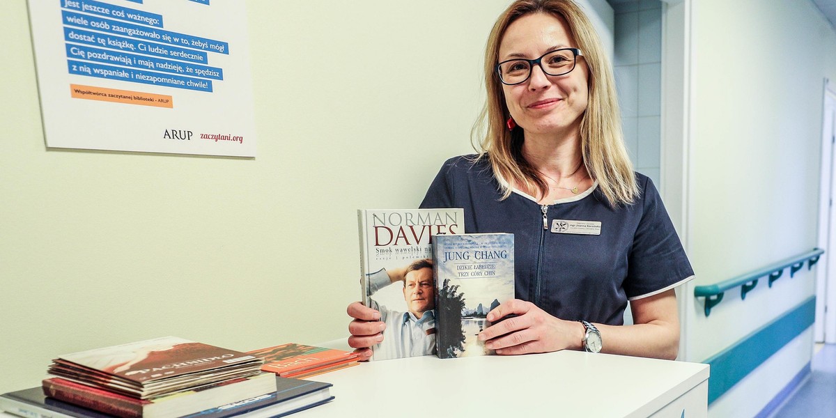 "Zaczytana Biblioteka" w szpitalu Żeromskiego w Krakowie