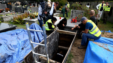 Wojewoda: Łączka na Powązkach cmentarzem wojennym w najbliższych tygodniach