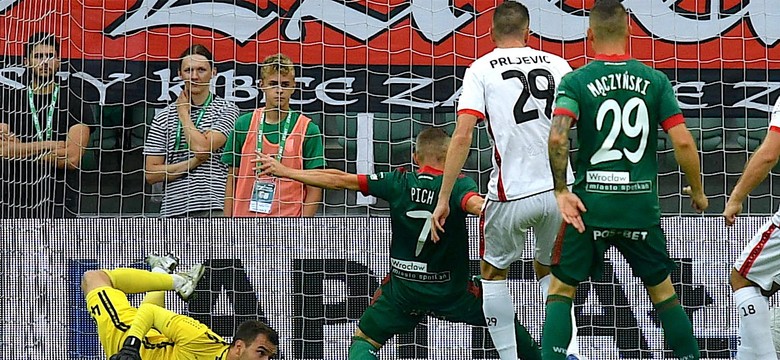 Liga Konferencji. Sześć goli we Wrocławiu. Śląsk gra dalej