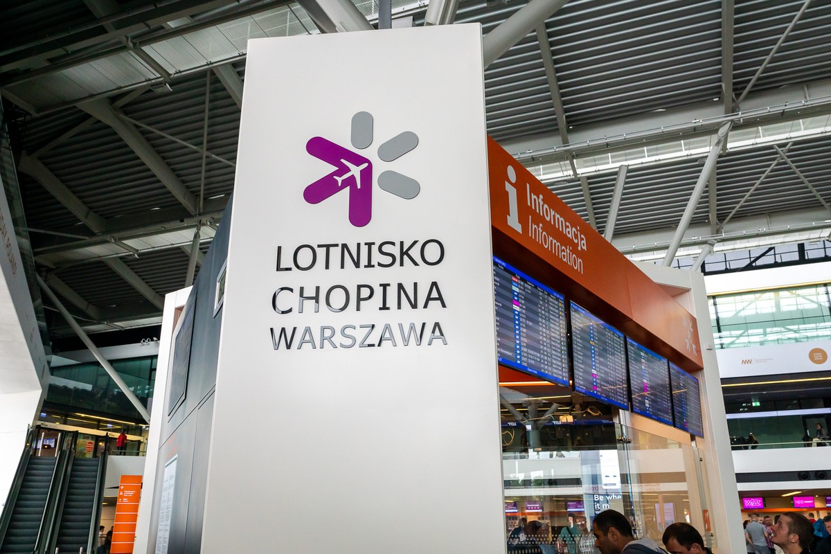 Żegnajcie buteleczki. Kolejne lotnisko w Polsce znosi limit płynów