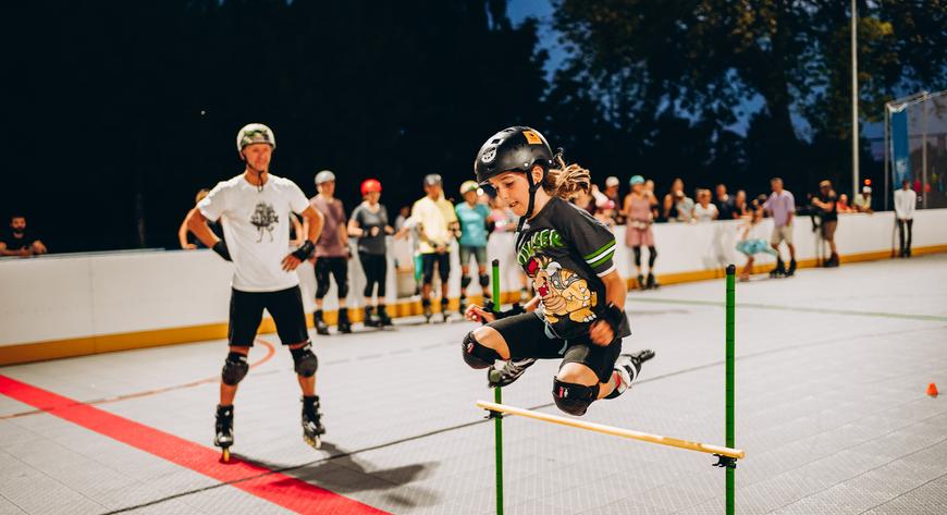 Pierwsza, sierpniowa edycja Skate Night Wrocław zgromadziła 400 miłośników sportów wrotkarskich. 