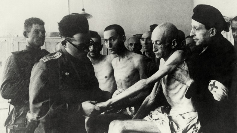 Tatuażysta Auschwitz przez dziesięciolecia skrywał mroczną ...