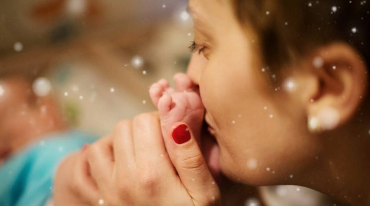 Tatár Csilla csodás napjait tölti babájával Milánnal