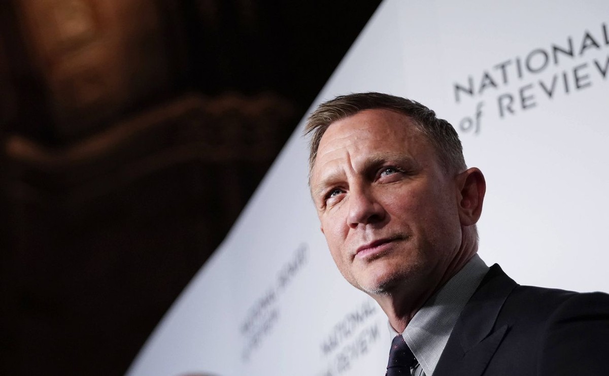 Daniel Craig
