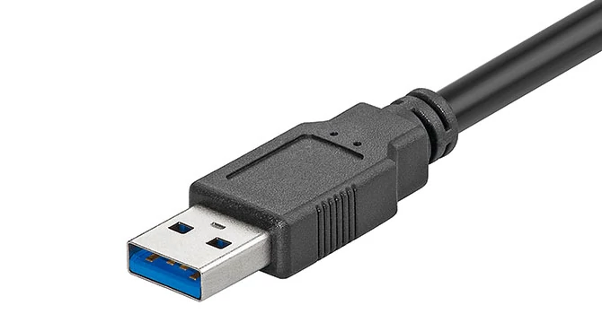 Wtyczkę typu A mają wszystkie przetestowane pendrive'y. Różnice pomiędzy USB 2.0 i USB 3.1 łatwo odróżnić po kolorze. Zarówno port, jak i wtyczka USB 3.1 są niebieskie.