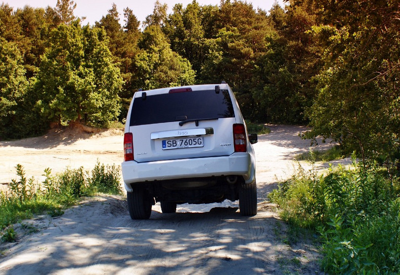 Jeep Cherokee: luksus w błocie