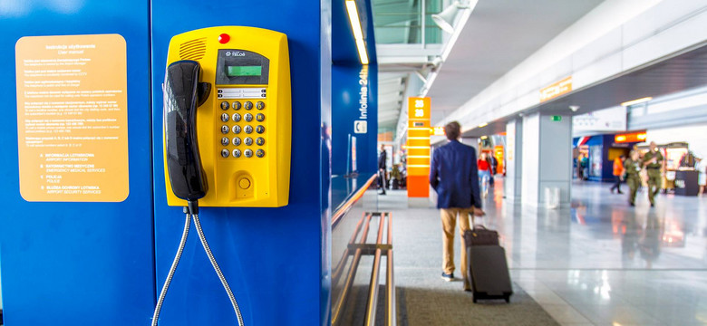 Bezpłatne rozmowy telefoniczne na Lotnisku Chopina w Warszawie