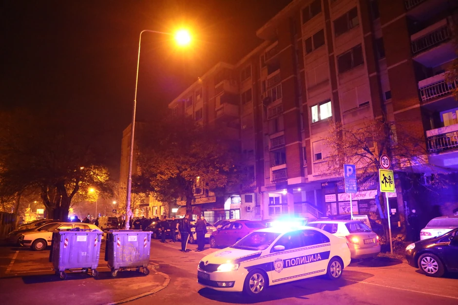 Policija je blokirala ulicu