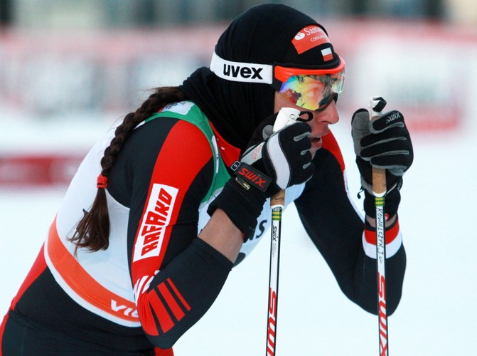Justyna Kowalczyk podczas pierwszych zawodów narciarskiego Pucharu Świata