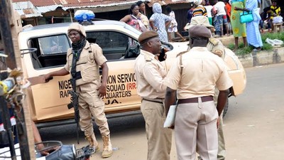 NIS seek support from Nigerians to tackle illegal migration, trafficking (daily post)