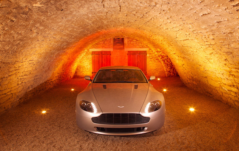 Aston Martin V8 Vantage: mocniejszy i szybszy