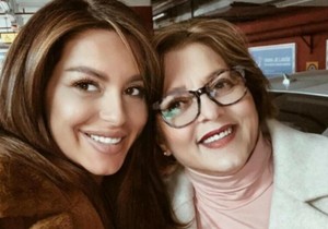 Seka Aleksić sa majkom