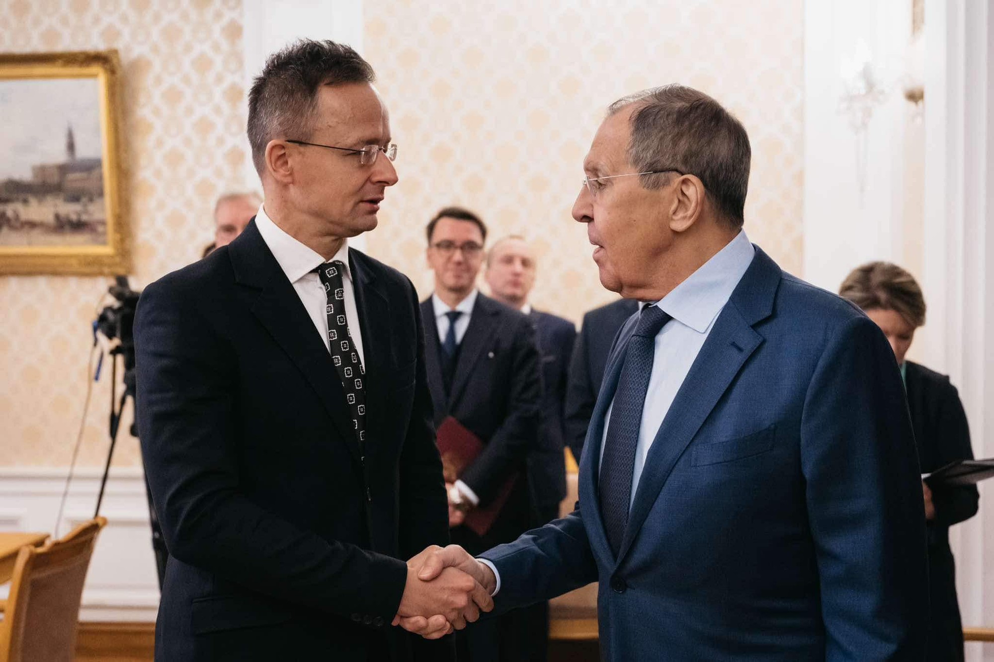 Maďarský minister zahraničných vecí Péter Szijjártó s ruským ministrom zahraničia Sergejom Lavrovom.