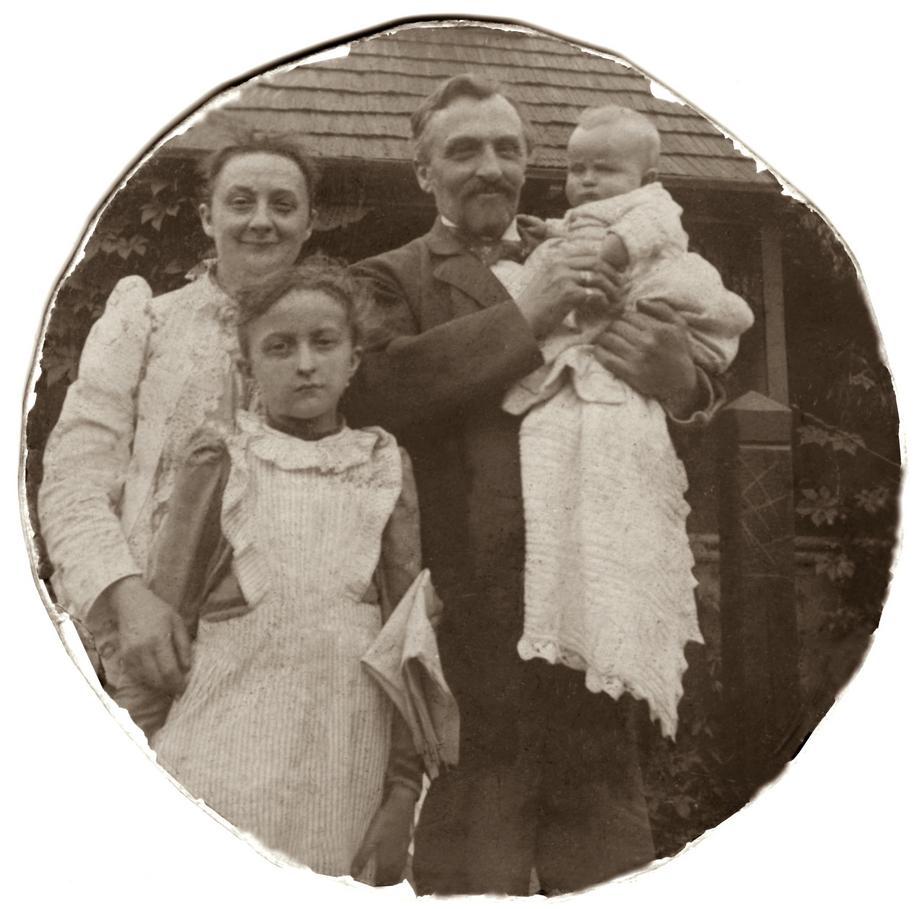 Emil Albert Fryderyk Wedel z żoną Eugenią i córkami Eleonorą Augustą i Zofią, Warszawa, 1894 r.