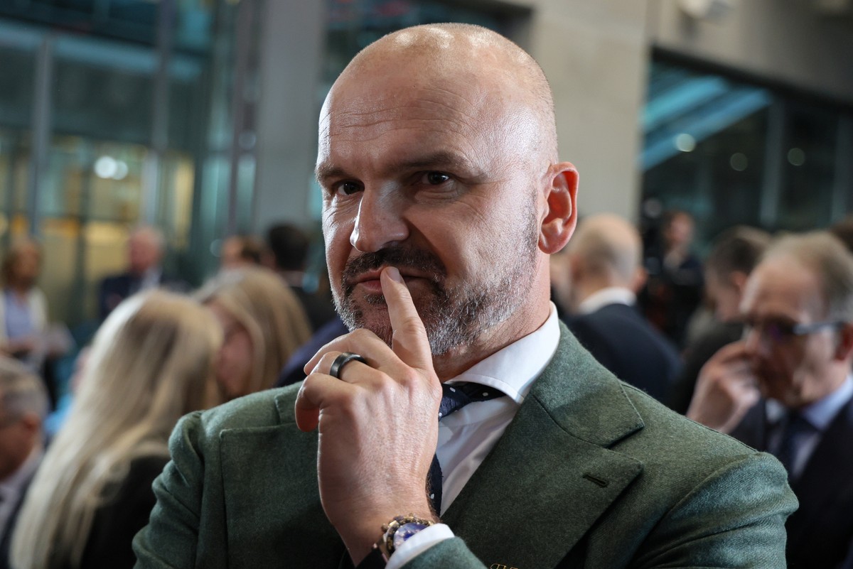 Warszawa, 10.02.2025. Przedsiębiorca, szef InPost Rafał Brzoska podczas wydarzenia "Polska. Rok przełomu" z udz. premiera Donalda Tuska, 10 bm. w siedzibie Giełdy Papierów Wartościowych w Warszawie. (jm) PAP/Paweł Supernak