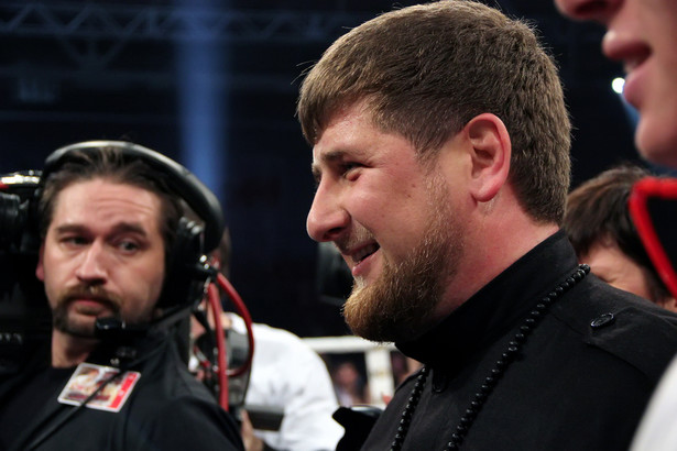 Internet kpi z oddziałów Kadyrowa: "Wojska tiktokowe", które walczą z powietrzem