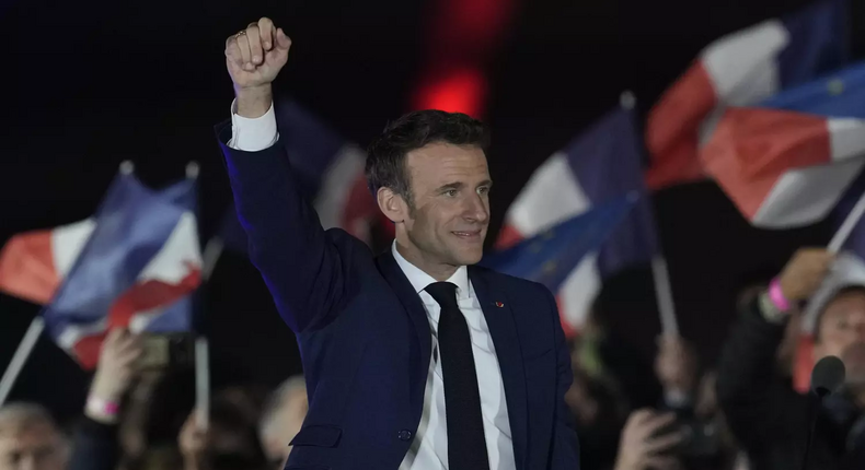Emmanuel Macron au Champ de mars le 24 avril 2022