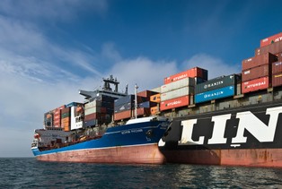 Deficyt w handlu zagranicznym USA wzrósł do 67,1 mld dolarów