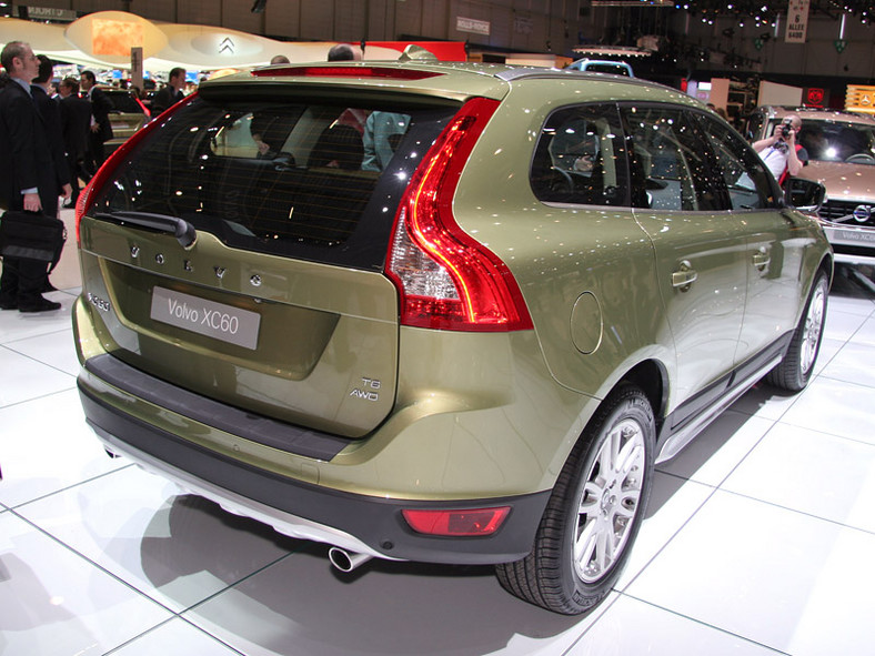 Genewa 2008: Volvo XC60 - nowy standard bezpieczeństwa (fotogaleria + wideo)