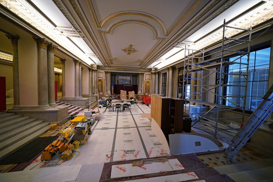 Renovation at Buckingham Palace