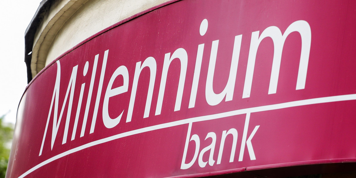 Bank Millennium i Société Générale 5 listopada 2018 r. podpisały umowę dotyczącą zakupu Euro Banku przez Bank Millennium. UOKiK zgodził się na przejęcie Euro Banku 3 stycznia. 