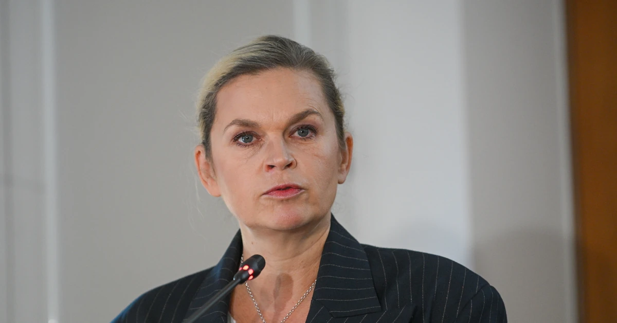 MEN przeznaczy 10 mln zł na poprawę wizerunku nauczyciela. W środowisku zawrzało