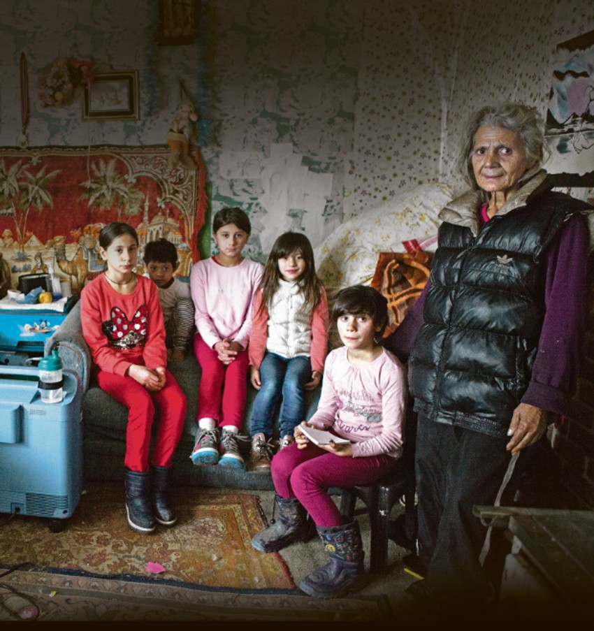 Srkomne devojčice volele bi novi dom, ali blizu škole koju mnogo vole