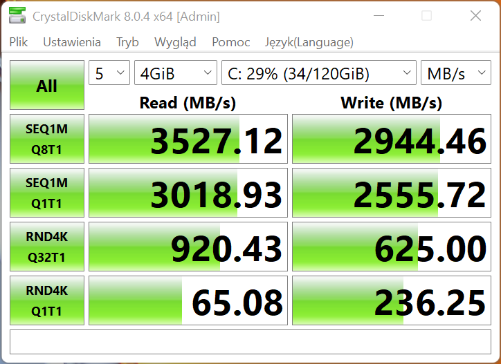 Huawei MateBook 16s – CrystalDiskMark 8 – szybkość nośnika SSD
