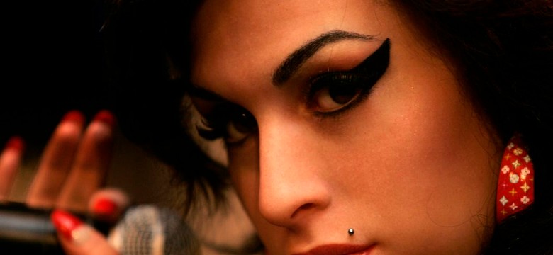 Amy Winehouse okradziona po śmierci