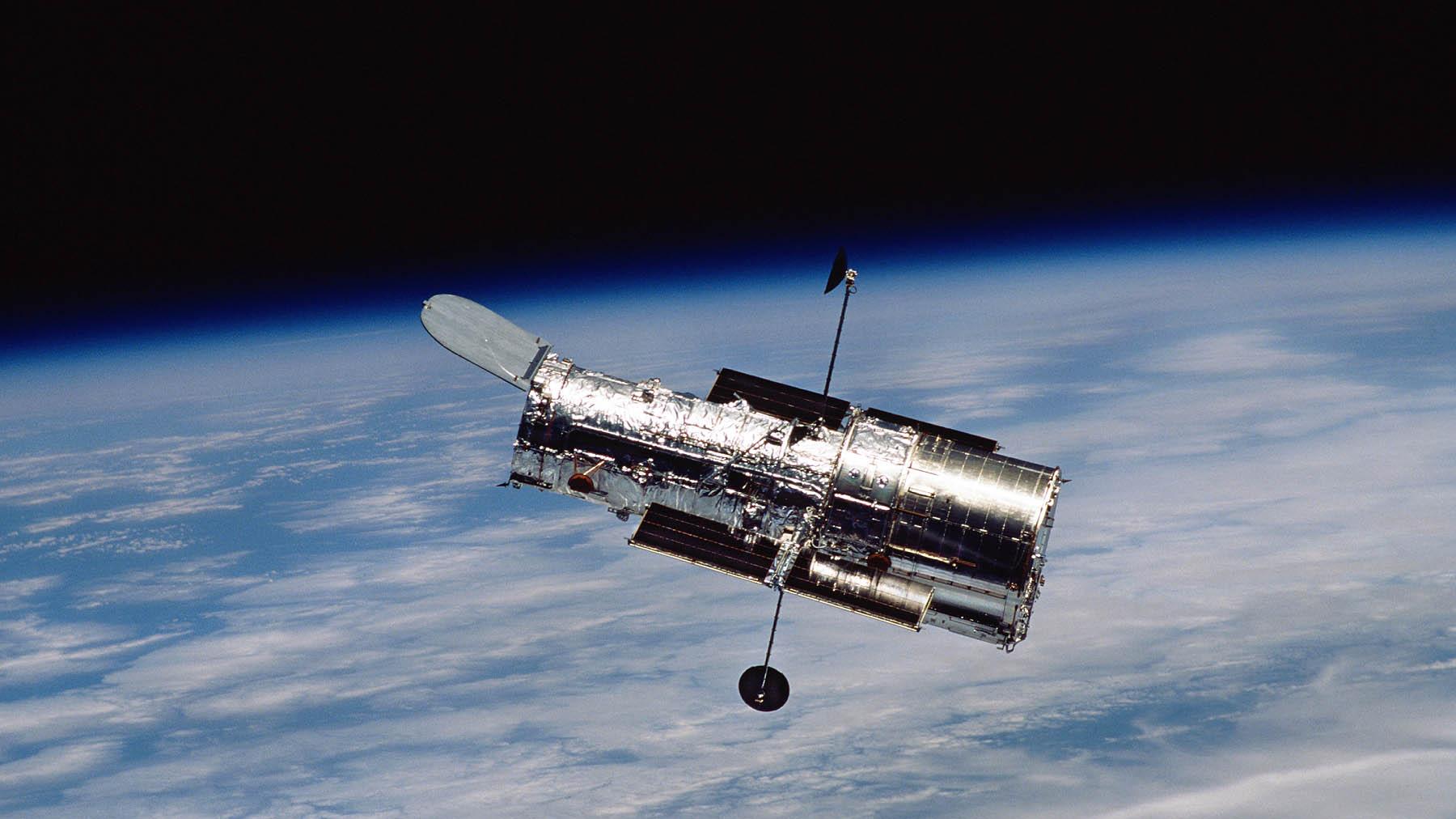 Teleskop Hubble'a bada kosmos już od 30 lat. Oto najlepsze zdjęcia, jakie  wykonał