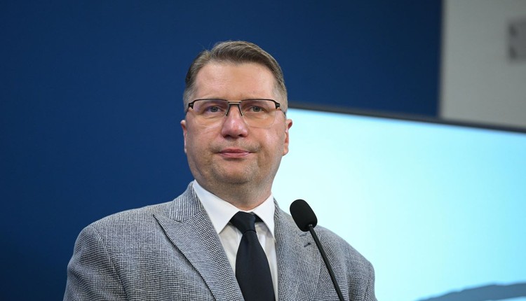 Kandydatem PiS na premiera będzie talib Czarnek". Ostre słowa polityka Lewicy