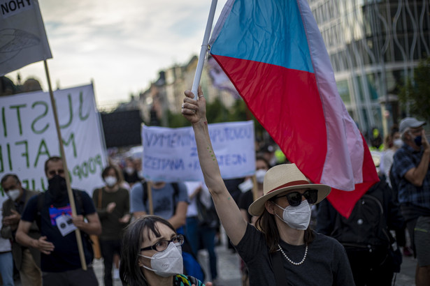 Zdaniem protestujących minister sprawiedliwości powinna podać się do dymisji